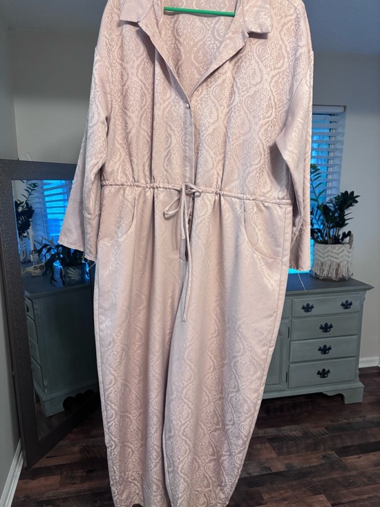 Urban Outfitters Pants - Light Blush Patterned Jayce Jacquard Jumpsuit